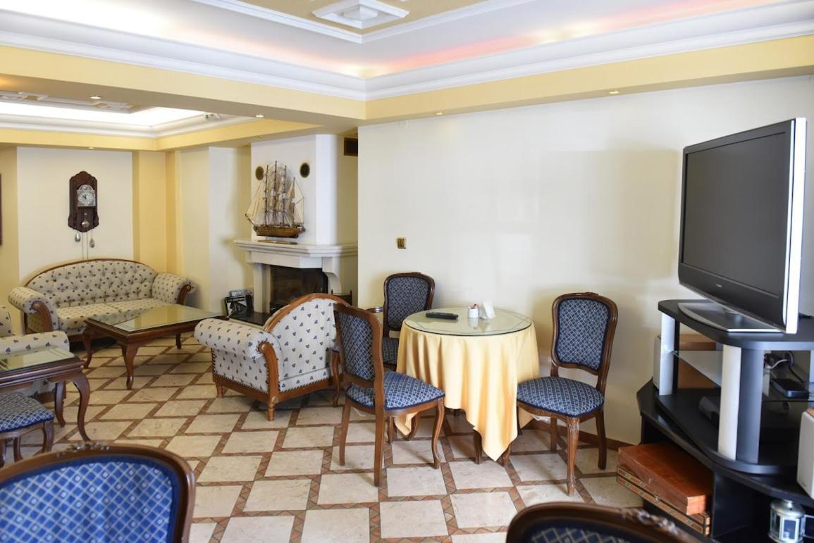 Aiolis Hotel 卡斯托里亚 外观 照片